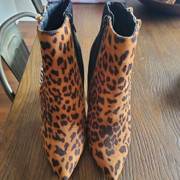Brand New Just Fab Remi Colorblock Animal Print Booties - Picture 2 of 2
